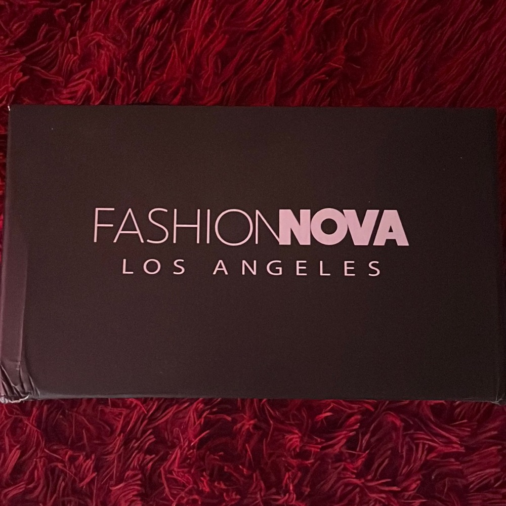 overtime slip on sneakers (fashion nova)